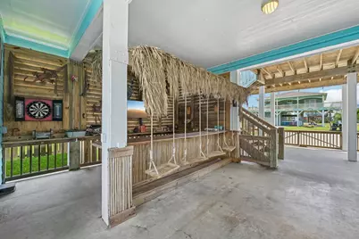 977 Bahama Drive, Crystal Beach, TX 77650 - Photo 4