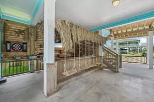 977 Bahama Dr, Crystal Beach, TX 77650 - Photo 4