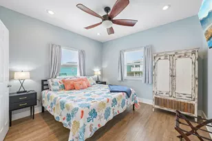 977 Bahama Dr, Crystal Beach, TX 77650 - Photo 16