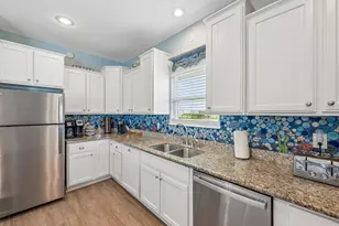 977 Bahama Dr, Crystal Beach, TX 77650 - Photo 10