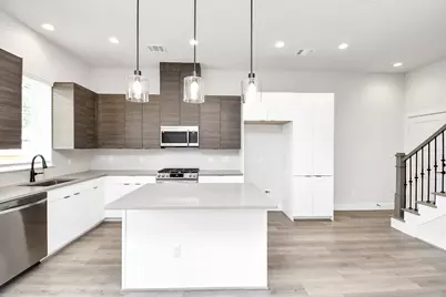 313 Charlock Street, Houston, TX 77022 - Photo 8