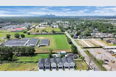 313 Charlock Street, Houston, TX 77022 - Photo 34