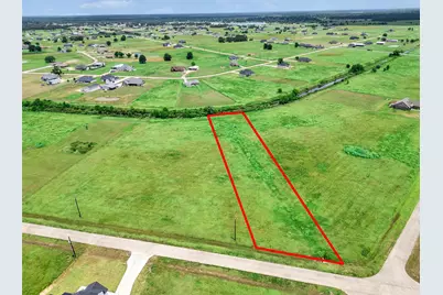426 Chuckwagon Trail, Angleton, TX 77515 - Photo 2