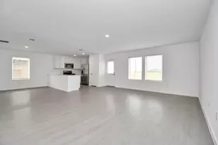 1507 Windrose Bnd, Angleton, TX 77515 - Photo 6