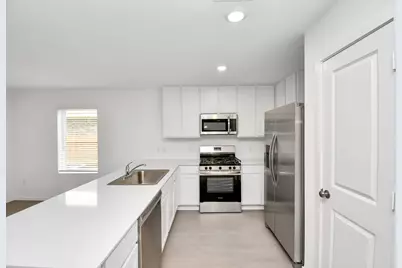 1507 Windrose Bend, Angleton, TX 77515 - Photo 14
