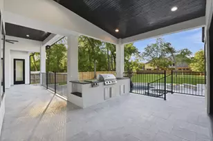 6112 Cypresswood Dr, Spring, TX 77379 - Photo 38