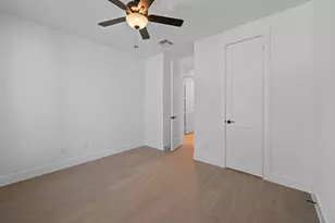 215 Congo Bay Cir, Willis, TX 77318 - Photo 14