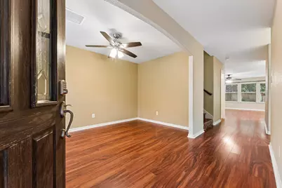 185 W Misty Dawn Drive, The Woodlands, TX 77385 - Photo 2