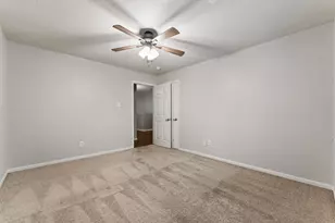 185 W Misty Dawn Dr, The Woodlands, TX 77385 - Photo 32
