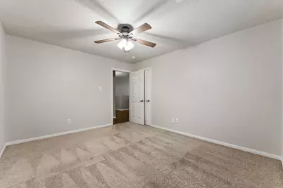 185 W Misty Dawn Drive, The Woodlands, TX 77385 - Photo 32