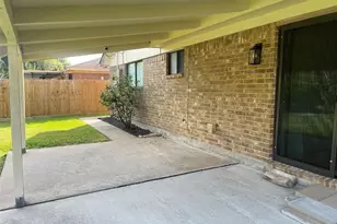 2806 33rd Ave N, Texas City, TX 77590 - Photo 4