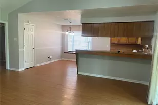 2806 33rd Ave N, Texas City, TX 77590 - Photo 6