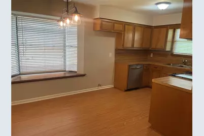 2806 33rd Avenue N, Texas City, TX 77590 - Photo 8