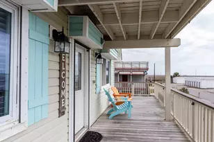 16518 Jean Lafitte Rd, Galveston, TX 77554 - Photo 4