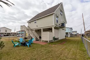 16518 Jean Lafitte Rd, Galveston, TX 77554 - Photo 32