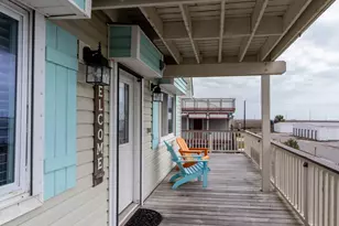 16518 Jean Lafitte Rd, Galveston, TX 77554 - Photo 4