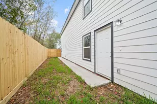 6609 Bacher St, Houston, TX 77028 - Photo 22