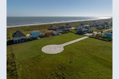 184 Ocean View Drive, Crystal Beach, TX 77650 - Photo 6