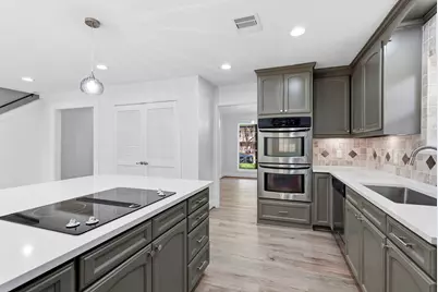 12303 Christy Mill Court, Houston, TX 77070 - Photo 4