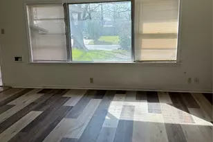 6303 Belcrest St, Houston, TX 77087 - Photo 16