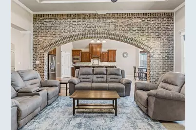 8335 Winnsboro Circle, Beaumont, TX 77713 - Photo 8