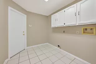 2238 Sentinal Oaks St, Sugar Land, TX 77478 - Photo 28