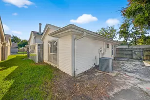 2238 Sentinal Oaks St, Sugar Land, TX 77478 - Photo 42