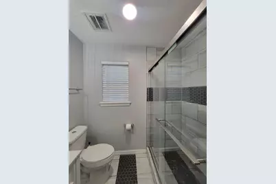 2602 27th Avenue N, Texas City, TX 77590 - Photo 8
