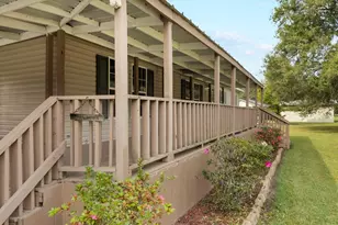 2656 Dennis St, Orange, TX 77632 - Photo 4