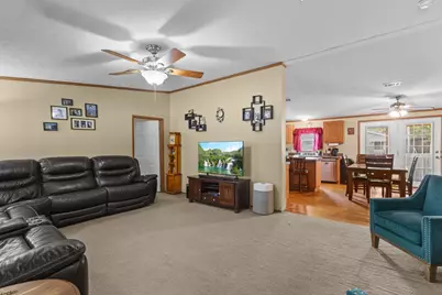 2656 Dennis Street, Orange, TX 77632 - Photo 10