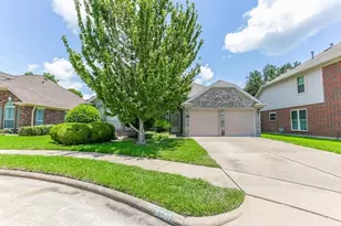 16307 Cobble Springs Ct, Sugar Land, TX 77498 - Photo 2