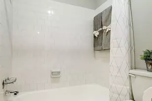 7913 Ellinger Ln, Houston, TX 77040 - Photo 18