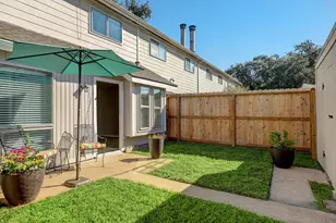 7913 Ellinger Ln, Houston, TX 77040 - Photo 32