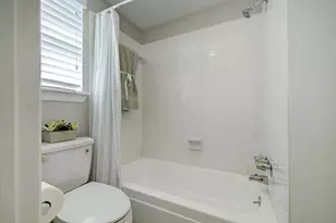 7913 Ellinger Ln, Houston, TX 77040 - Photo 30