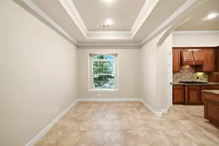 6715 W Titan Springs Dr, Spring, TX 77389 - Photo 10
