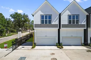 5630 Azores, Houston, TX 77091 - Photo 4