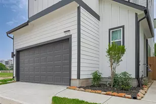 8925 Grovner Pl, Houston, TX 77055 - Photo 2