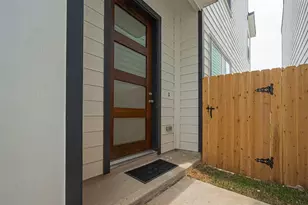 8925 Grovner Pl, Houston, TX 77055 - Photo 4