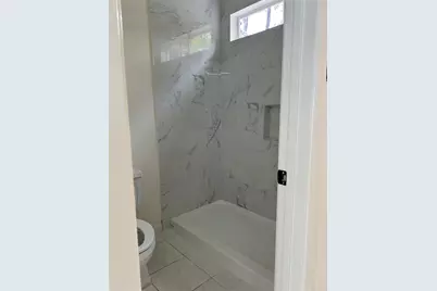 6354 Ivyknoll Drive, Houston, TX 77035 - Photo 10