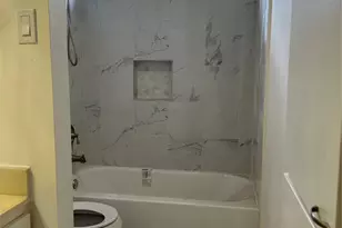 6354 Ivyknoll Dr, Houston, TX 77035 - Photo 12