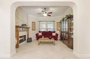 12434 Longmire Way, Conroe, TX 77304 - Photo 6