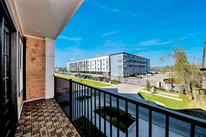 1605 Sylvester Road, Houston, TX 77009 - Photo 14