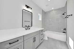 1605 Sylvester Rd, Houston, TX 77009 - Photo 18