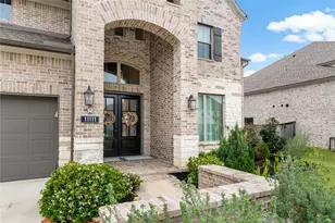 11111 Zinnias Ct, Cypress, TX 77433 - Photo 2