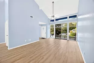 17 April Point Dr N, Conroe, TX 77356 - Photo 14