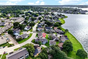 17 April Point Dr N, Conroe, TX 77356 - Photo 2