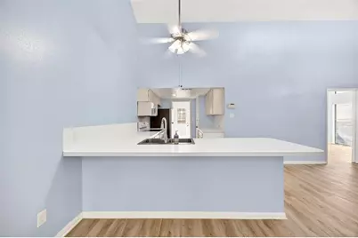 17 April Point Drive N, Conroe, TX 77356 - Photo 20