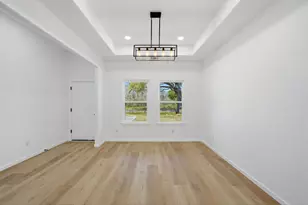 612 Austin St, West Columbia, TX 77486 - Photo 14