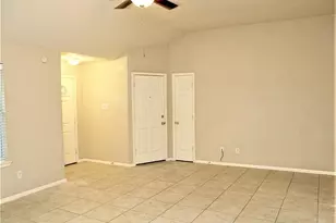 19746 Cozy Cabbin Dr, Katy, TX 77449 - Photo 2