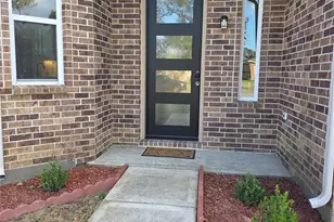 427 Vane Way, Crosby, TX 77532 - Photo 2